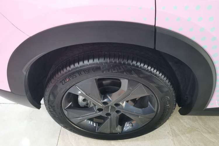 Used BAIC Rubik 2022 1.5T DCT Star Edition Right Rear Wheel Hub