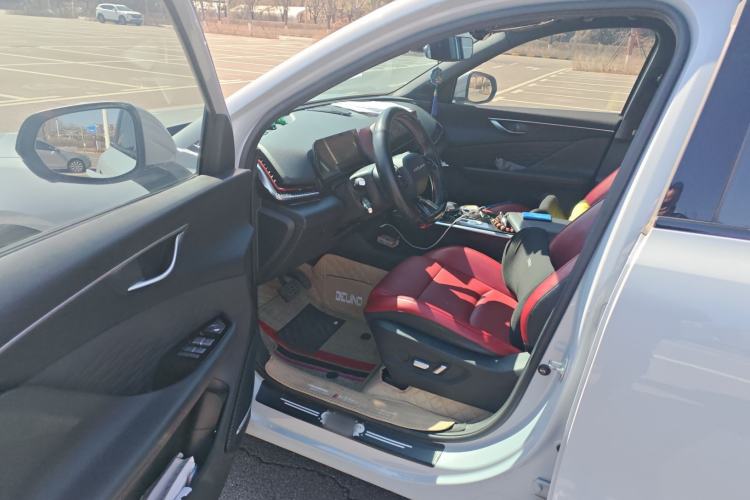 Used BAIC Rubik 2022 1.5T DCT Platinum Edition Driver Seat
