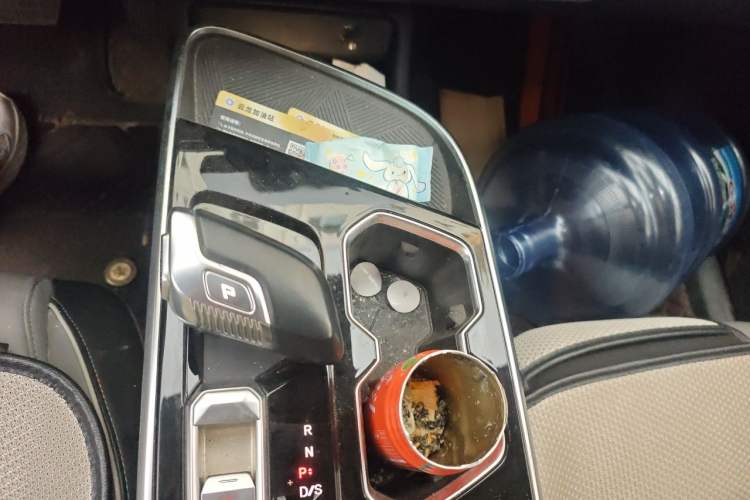 Used BAIC Rubik 2022 1.5T DCT Golden Edition Gear Lever