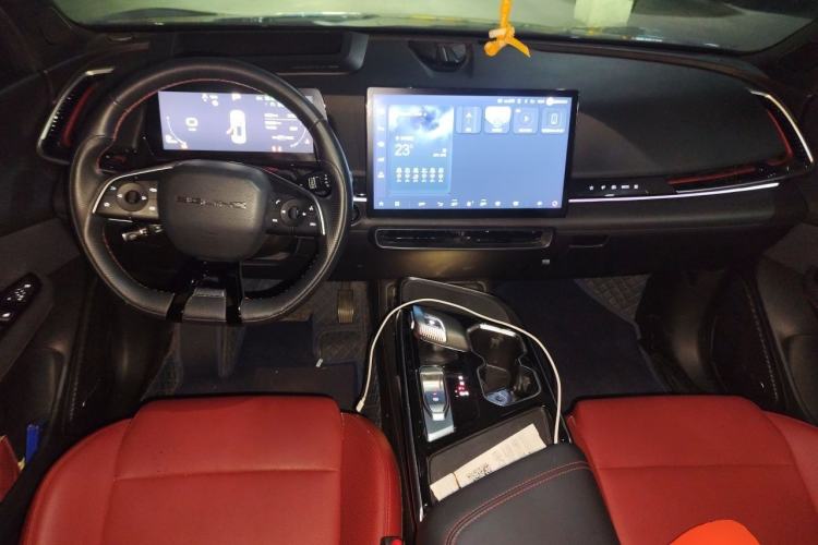 Used BAIC Rubik 2022 1.5T DCT Diamond Edition Center Console