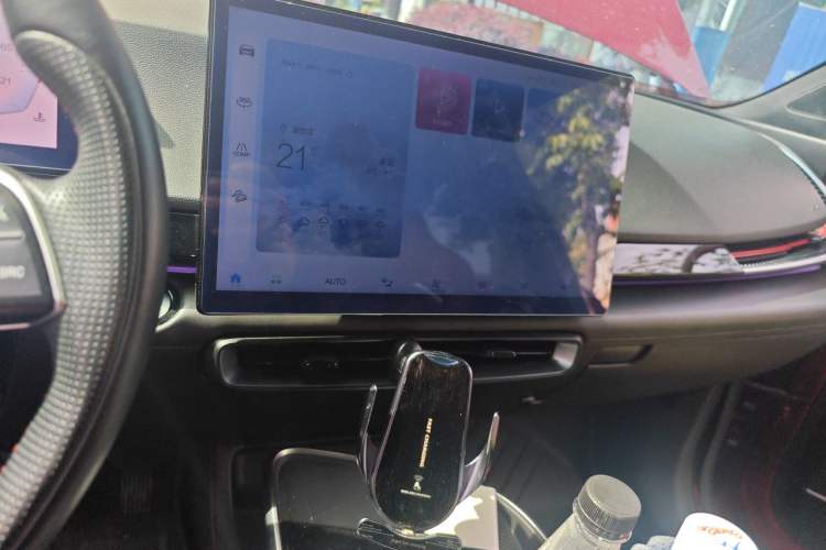 Used BAIC Rubik 2022 1.5T DCT Diamond Edition Audio And AC Panel