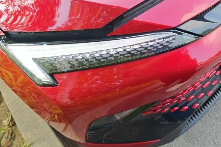 Used BAIC Rubik 2022 1.5T DCT Platinum Edition Right Front Headlight