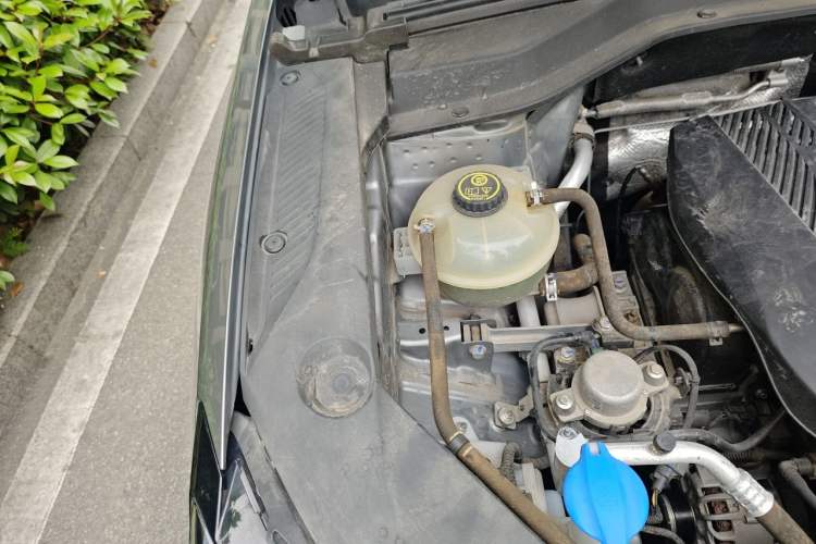 Used BAIC Rubik 2022 1.5T DCT Star Edition Engine Bay Right