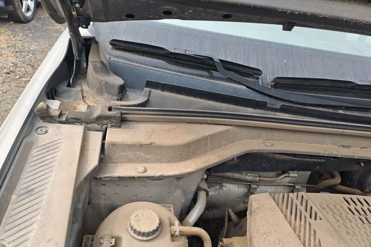 Used BAIC Rubik 2022 1.5T DCT Diamond Edition Engine Bay Right