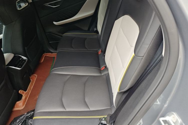 Used BAIC Rubik 2022 1.5T DCT Star Edition Left Rear Seat