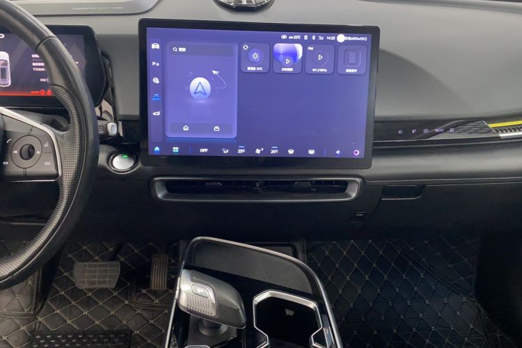 Used BAIC Rubik 2022 1.5T DCT Star Edition Audio And AC Panel