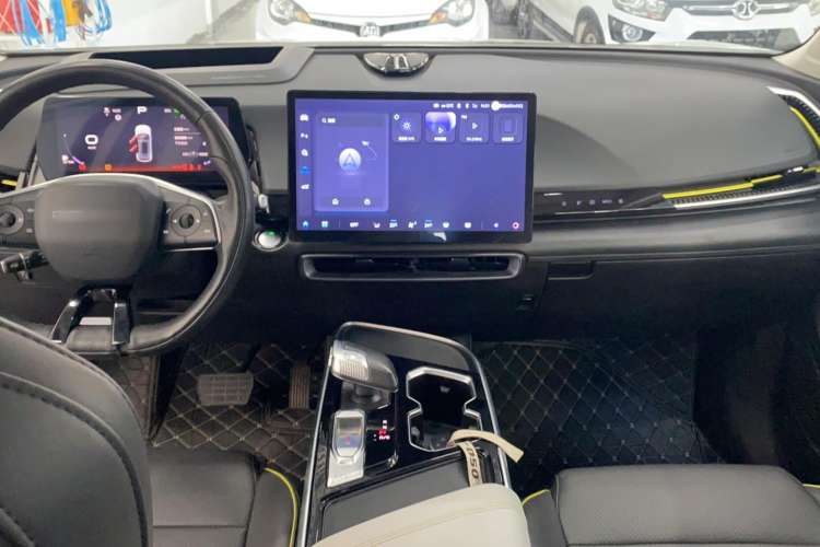 Used BAIC Rubik 2022 1.5T DCT Star Edition Center Console