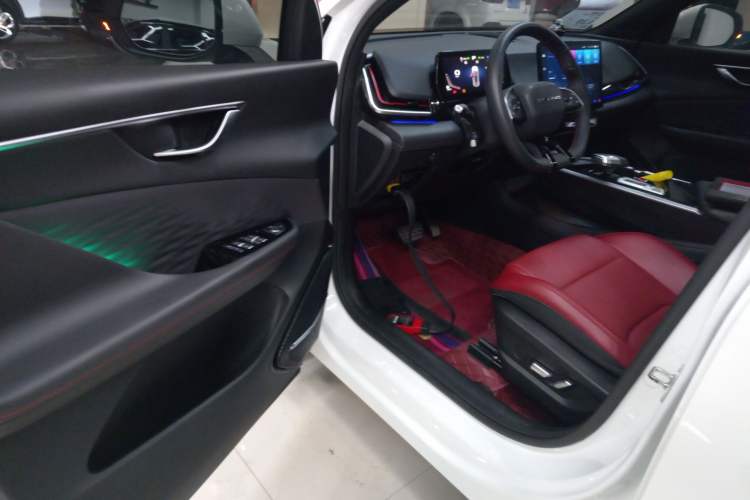 Used BAIC Rubik 2022 1.5T DCT Platinum Edition Driver Seat