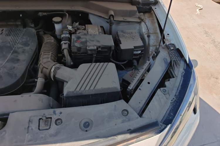 Used BAIC Rubik 2022 1.5T DCT Platinum Edition Engine Bay Left