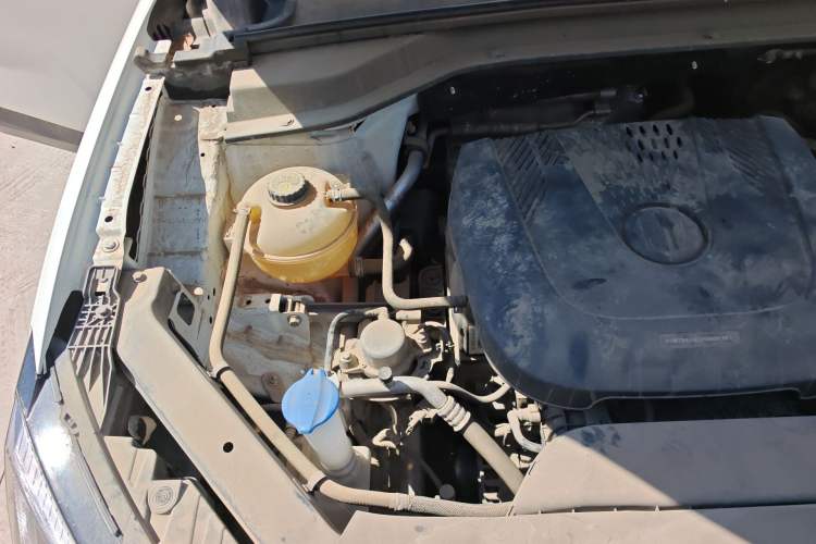 Used BAIC Rubik 2022 1.5T DCT Platinum Edition Engine Bay Right