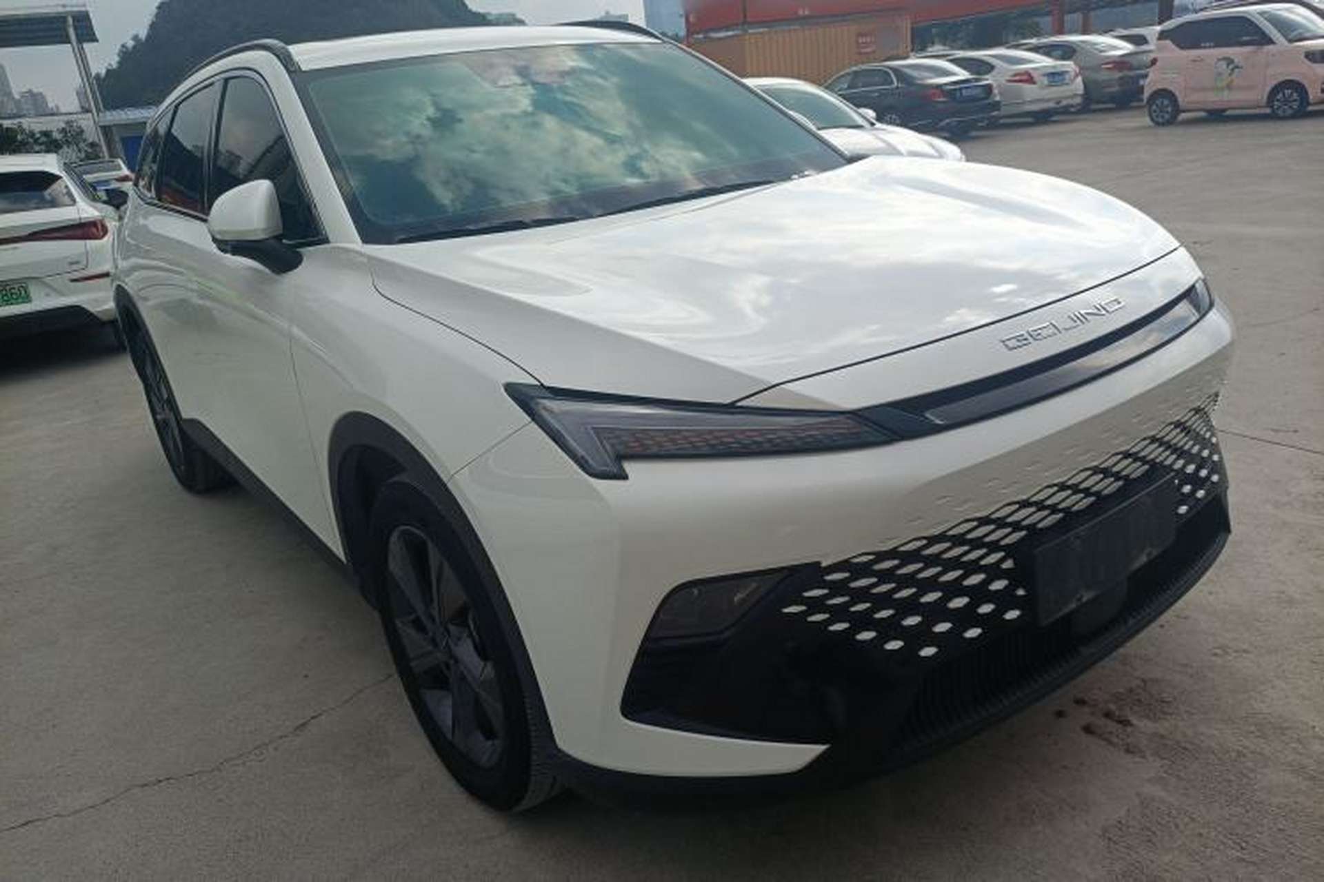Used BAIC Rubik 2022 1.5T DCT Platinum Edition Exterior 2