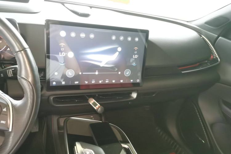 Used BAIC Rubik 2022 1.5T DCT Star Edition Interior 2