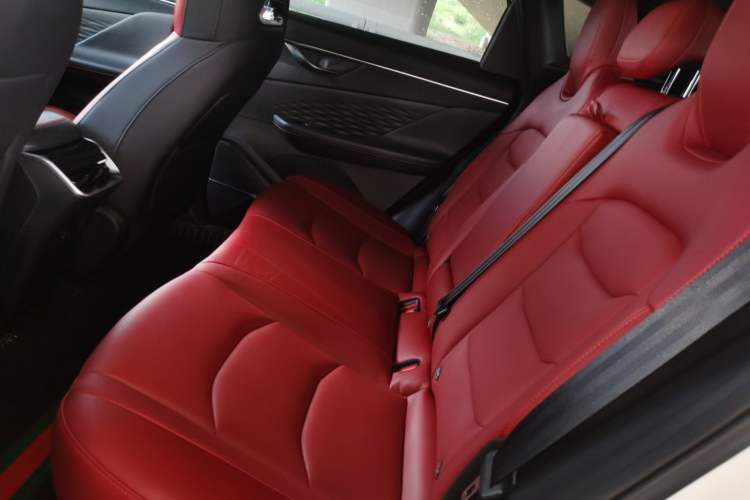 Used BAIC Rubik 2022 1.5T DCT Star Edition Interior 4