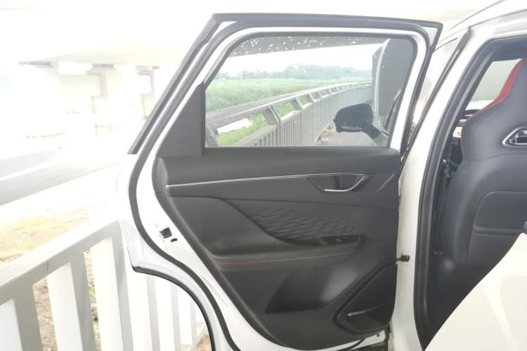 Used BAIC Rubik 2022 1.5T DCT Star Edition Interior 8