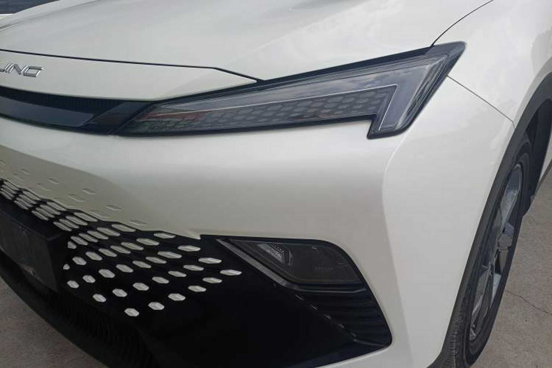Used BAIC Rubik 2022 1.5T DCT Platinum Edition Left Front Headlight