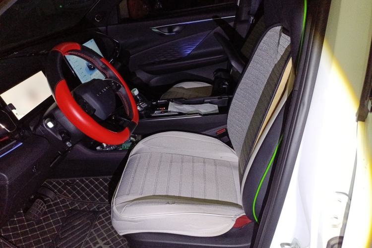Used BAIC Rubik 2022 1.5T DCT Golden Edition Left Front Seat
