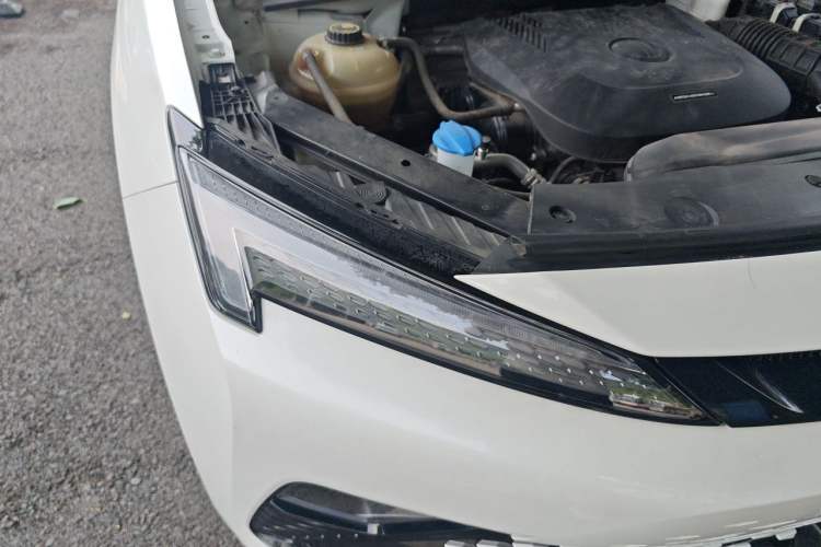 Used BAIC Rubik 2022 1.5T DCT Platinum Edition Right Front Headlight