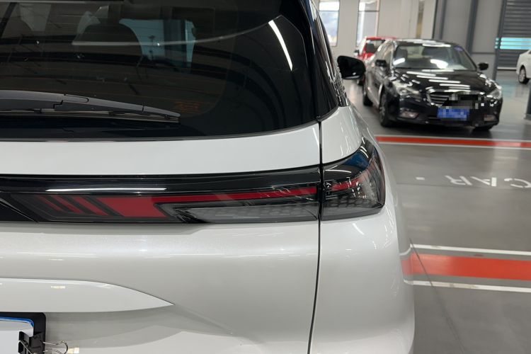 Used BAIC Rubik 2022 1.5T DCT Platinum Edition Right Rear Taillight