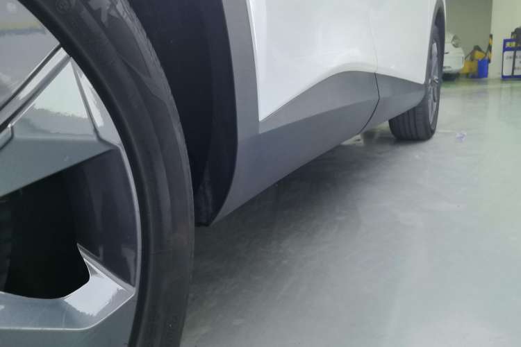 Used BAIC Rubik 2022 1.5T DCT Diamond Edition Right Side Sill