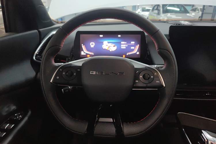 Used BAIC Rubik 2022 1.5T DCT Platinum Edition Steering Wheel