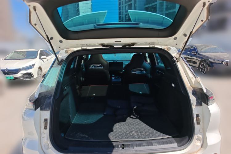 Used BAIC Rubik 2022 1.5T DCT Platinum Edition Trunk