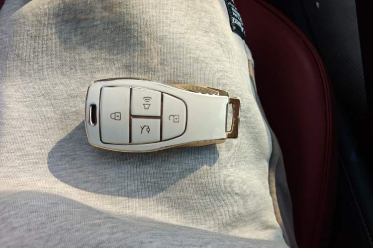 Used BAIC Rubik 2022 1.5T DCT Platinum Edition Vehicle Key
