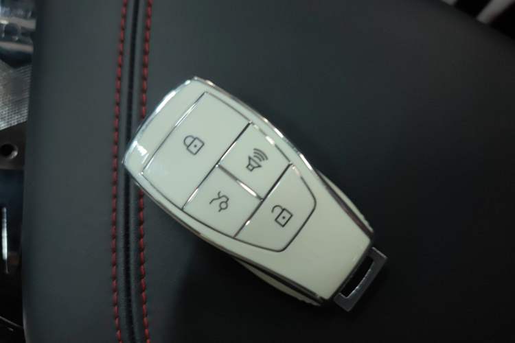 Used BAIC Rubik 2022 1.5T DCT Platinum Edition Vehicle Key