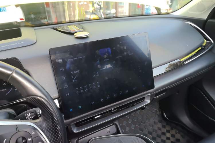 Used BAIC Rubik 2022 1.5T DCT Star Edition Audio And AC Panel