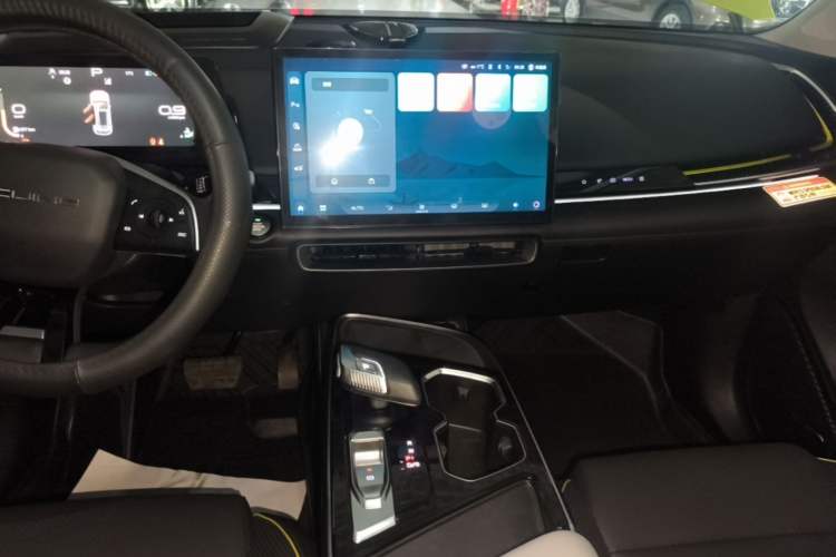 Used BAIC Rubik 2022 1.5T DCT Star Edition Audio And AC Panel