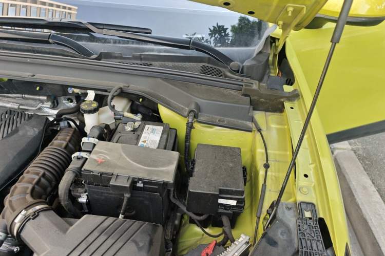 Used BAIC Rubik 2022 1.5T DCT Golden Edition Engine Bay Left