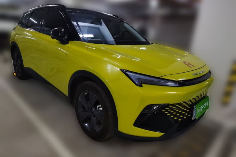 Used BAIC Rubik 2022 1.5T DCT Star Edition Front Right 45 Deg