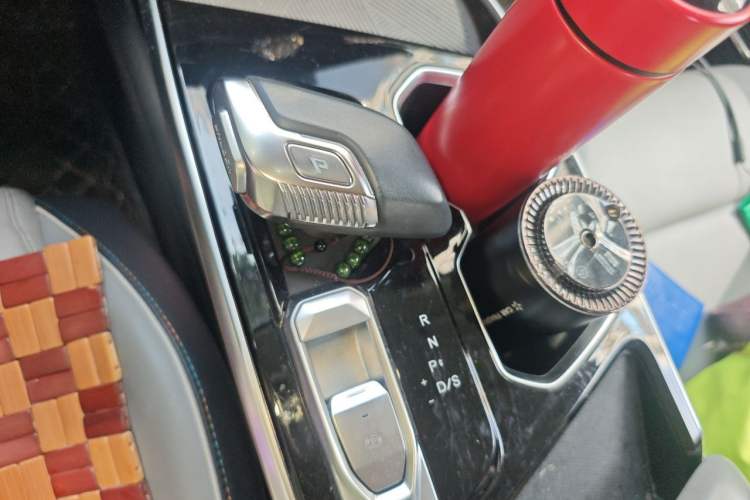 Used BAIC Rubik 2022 1.5T DCT Golden Edition Gear Lever