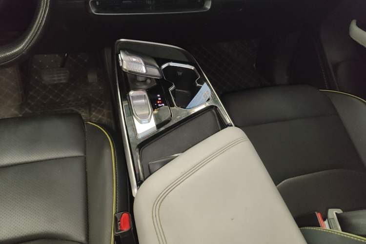 Used BAIC Rubik 2022 1.5T DCT Star Edition Gear Lever