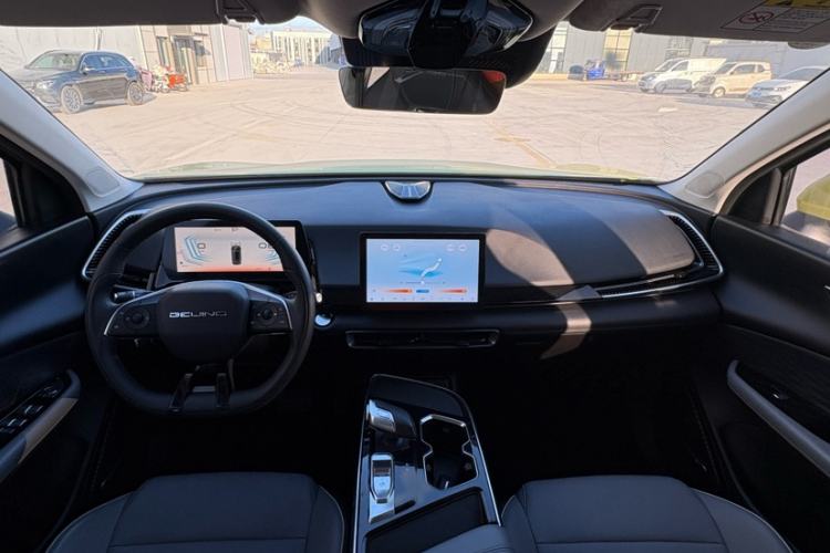 Used BAIC Rubik 2022 1.5T DCT Golden Edition Interior 1