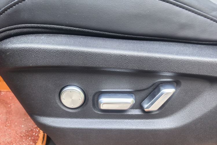 Used BAIC Rubik 2022 1.5T DCT Star Edition Interior 10
