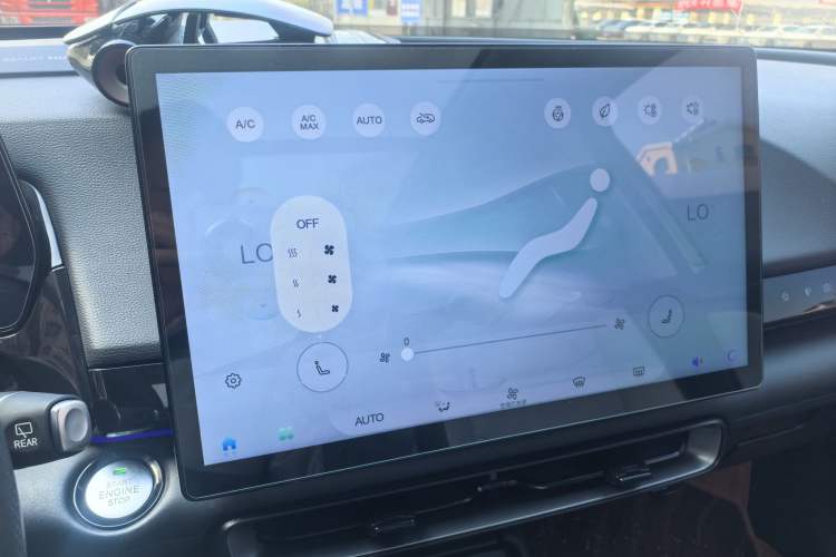 Used BAIC Rubik 2022 1.5T DCT Star Edition Interior 12
