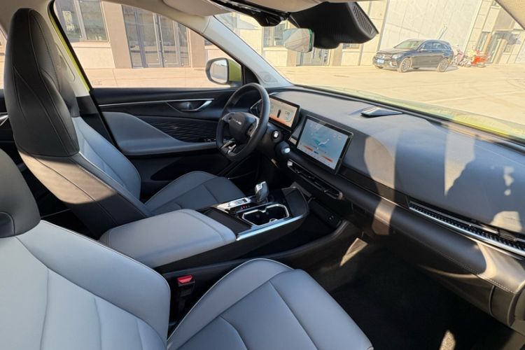 Used BAIC Rubik 2022 1.5T DCT Golden Edition Interior 12