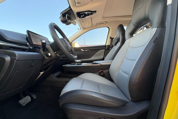 Used BAIC Rubik 2022 1.5T DCT Golden Edition Interior 6