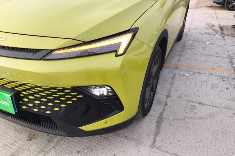Used BAIC Rubik 2022 1.5T DCT Star Edition Left Front Headlight