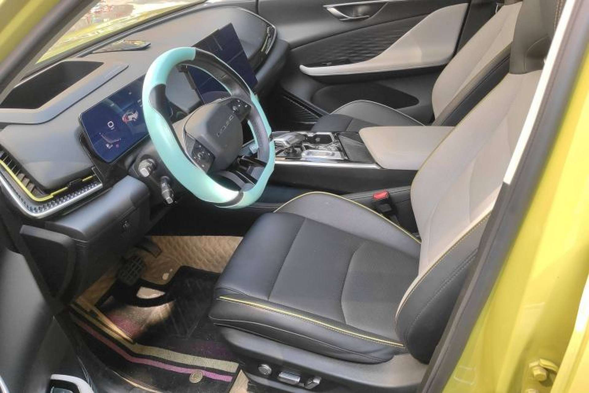 Used BAIC Rubik 2022 1.5T DCT Diamond Edition Left Front Seat