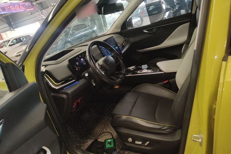 Used BAIC Rubik 2022 1.5T DCT Star Edition Left Front Seat