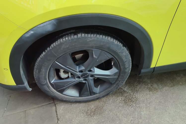 Used BAIC Rubik 2022 1.5T DCT Star Edition Left Front Wheel Hub