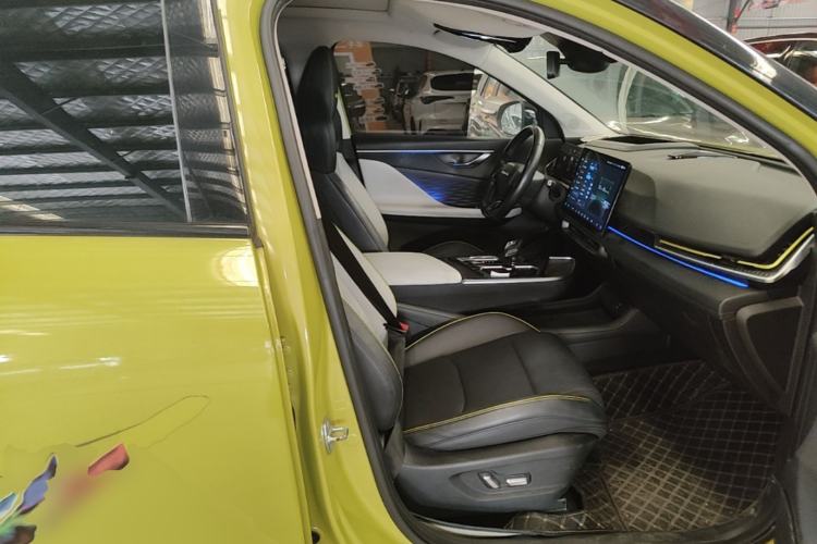 Used BAIC Rubik 2022 1.5T DCT Star Edition Right Front Seat