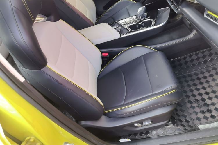 Used BAIC Rubik 2022 1.5T DCT Star Edition Right Front Seat