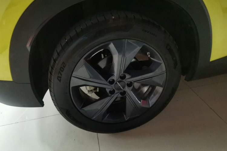 Used BAIC Rubik 2022 1.5T DCT Diamond Edition Right Rear Wheel Hub