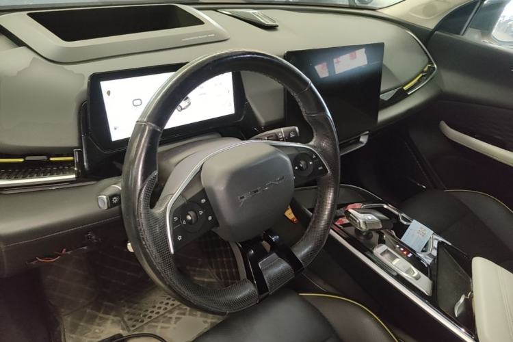 Used BAIC Rubik 2022 1.5T DCT Star Edition Steering Wheel