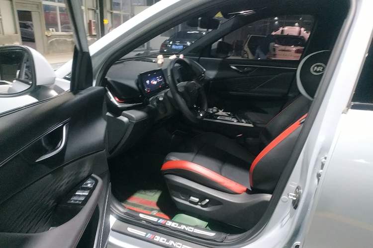 Used BAIC Rubik 2023 1.5T DCT Youth Edition Driver Seat