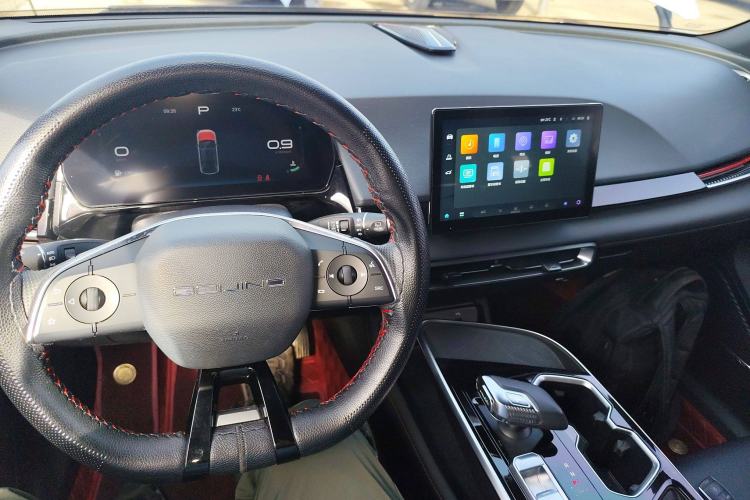 Used BAIC Rubik 2023 1.5T DCT Youth Edition Interior 2