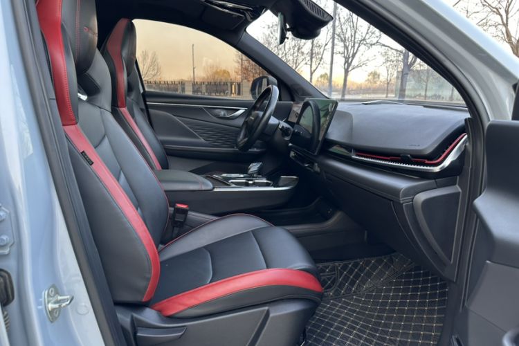 Used BAIC Rubik 2023 1.5T DCT Golden Edition Interior 5