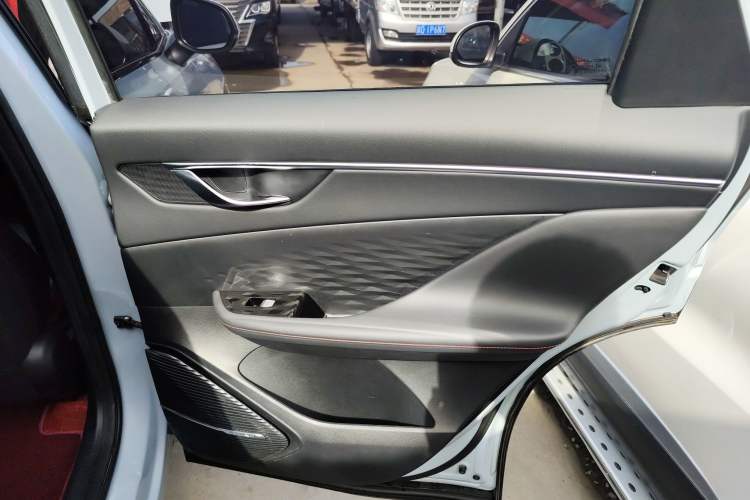 Used BAIC Rubik 2023 1.5T DCT Youth Edition Interior 6